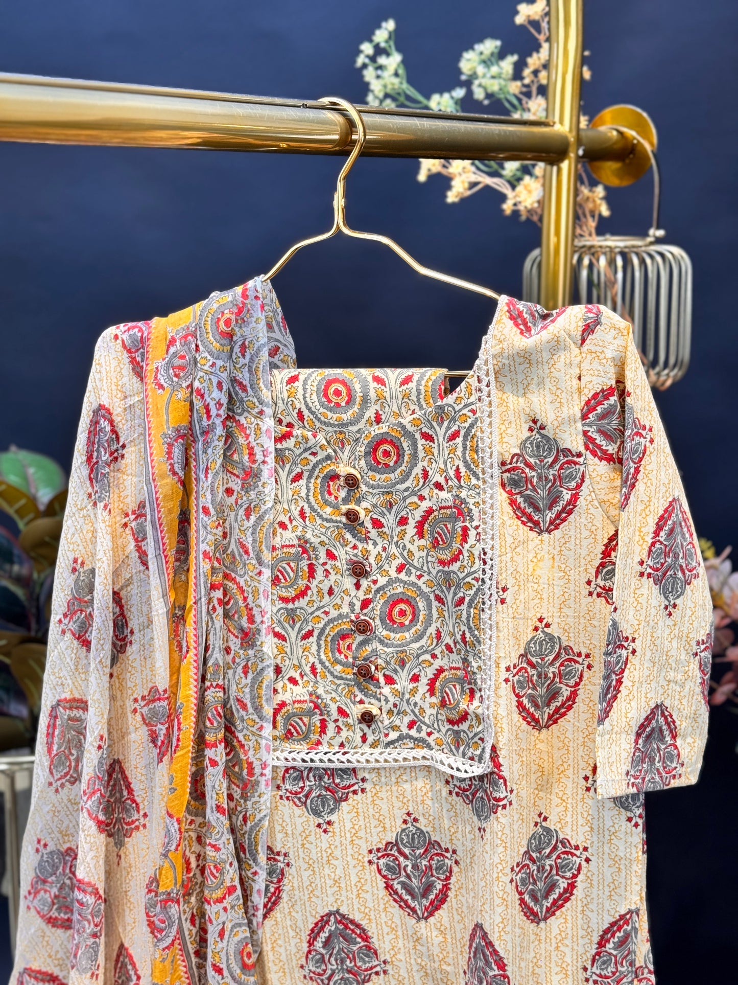 Mughal Charm Printed Suite 3-Piece Set