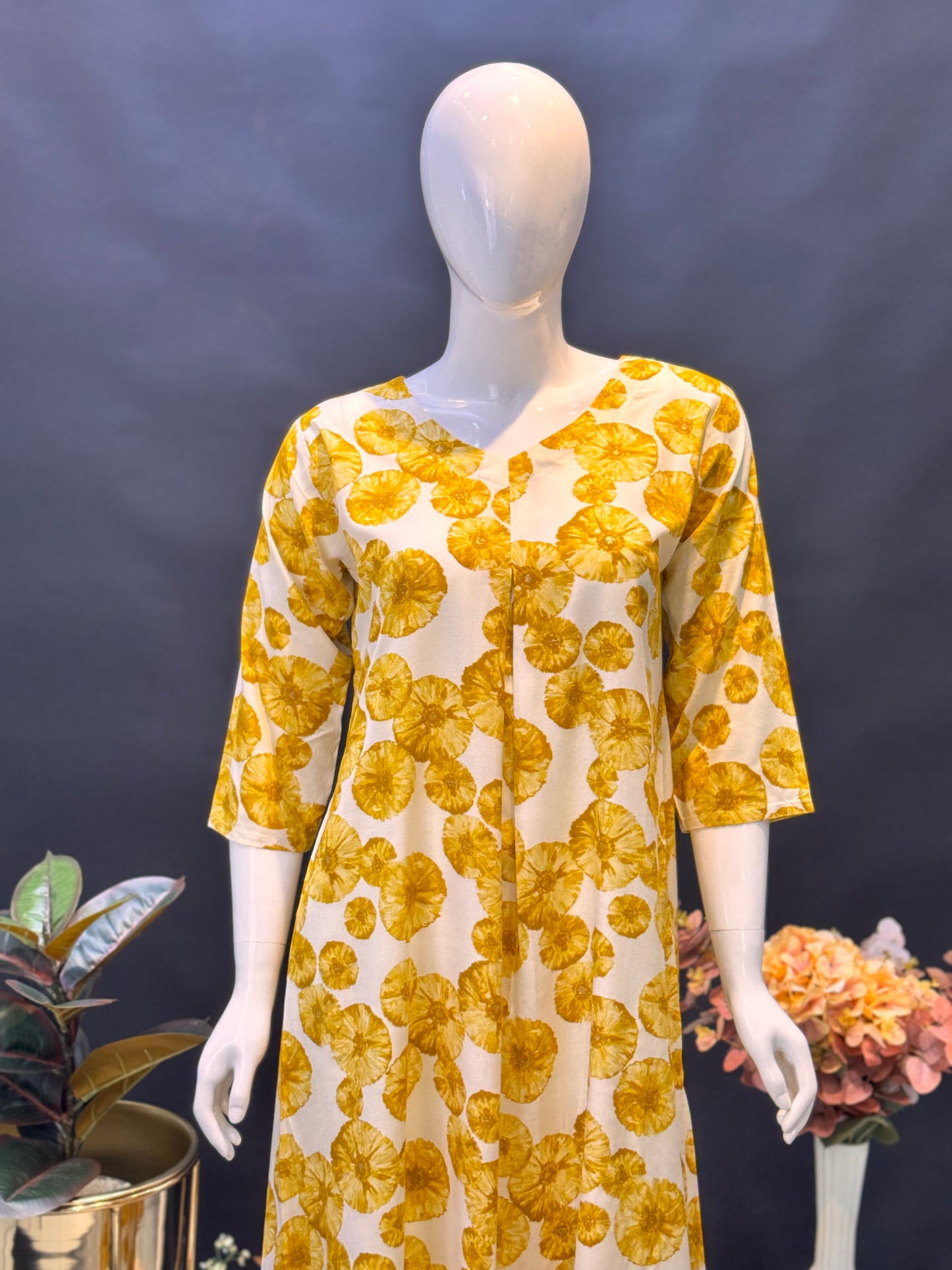 BUDGET FIT Floral Printed Rayon A-Line Kurti