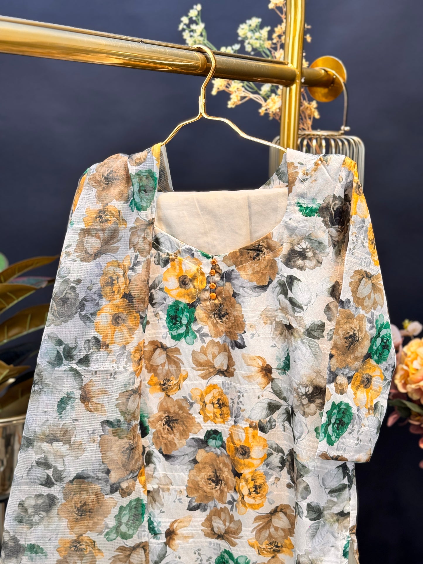 Bloom Kurta Set With Digital Floral Print 3-Piece Set